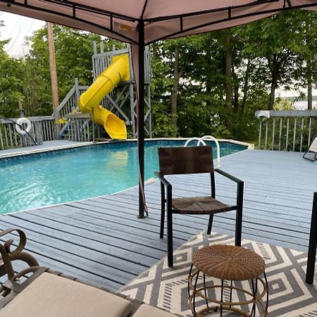 Lakeview Cottage In The Forest With Private Swimming Pool Bobcaygeon 외부 사진