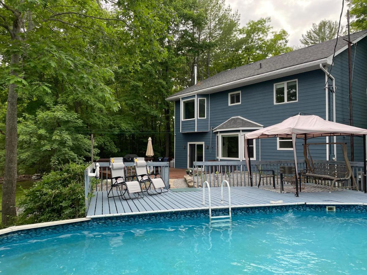 Lakeview Cottage In The Forest With Private Swimming Pool Bobcaygeon 외부 사진